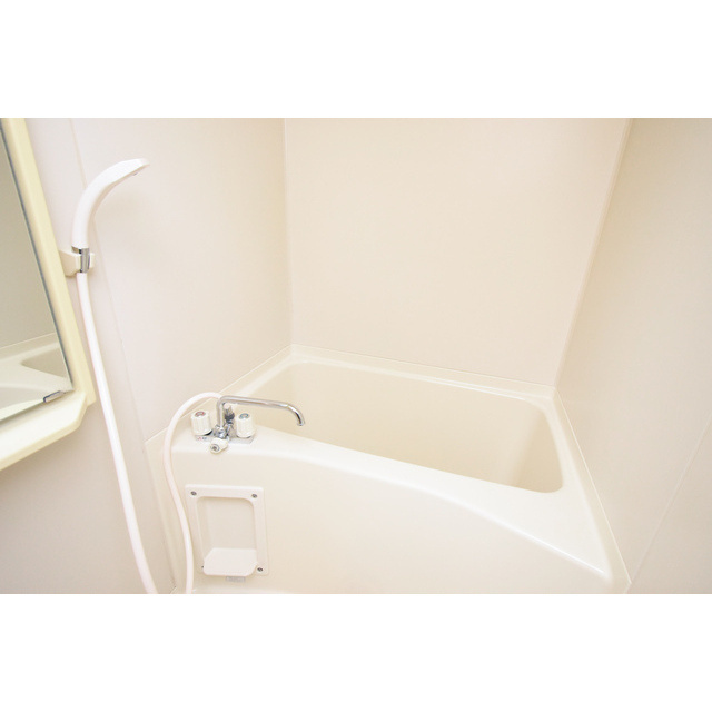 エステムコート神戸・県庁前の浴室