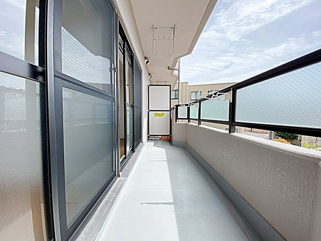 グランシャリオのバルコニー|陽当たり良好なバルコニーです