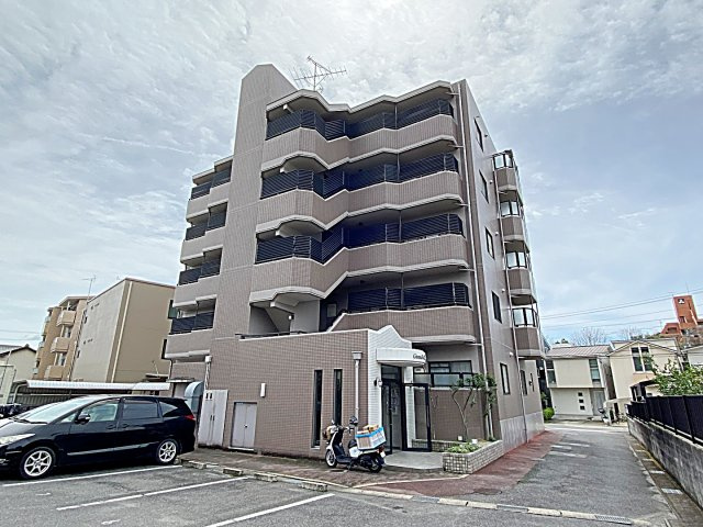 グランシャリオの外観