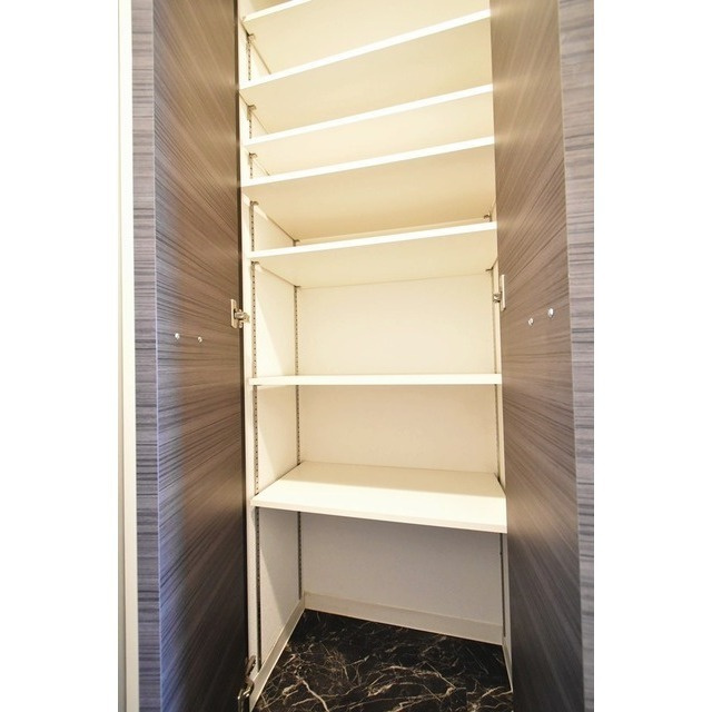 アルファレガロ兵庫の収納