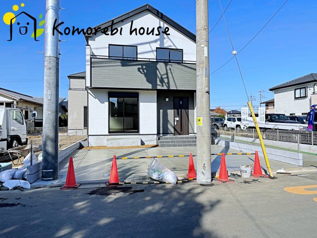 さいたま市北区吉野町2丁目217番　新築一戸建て　Dの駐車場|並列2台駐車が可能なゆとりあるスペース。来客時や将来車が増えても安心の使い勝手です。