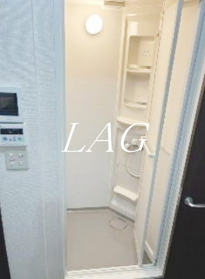 【浴室】 | ＬＯＵＩＳ（ルイ） | シャワールームです。