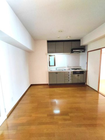 リーグレック元町の居間・リビング