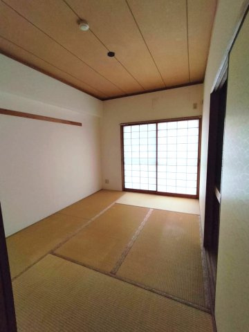 リーグレック元町の和室