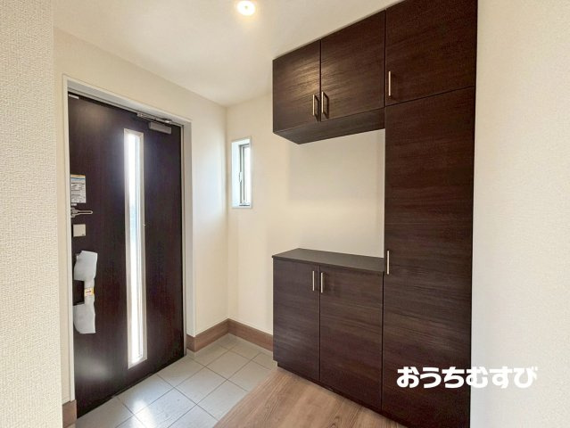 春日井市神屋町玉畑(全4棟)の玄関