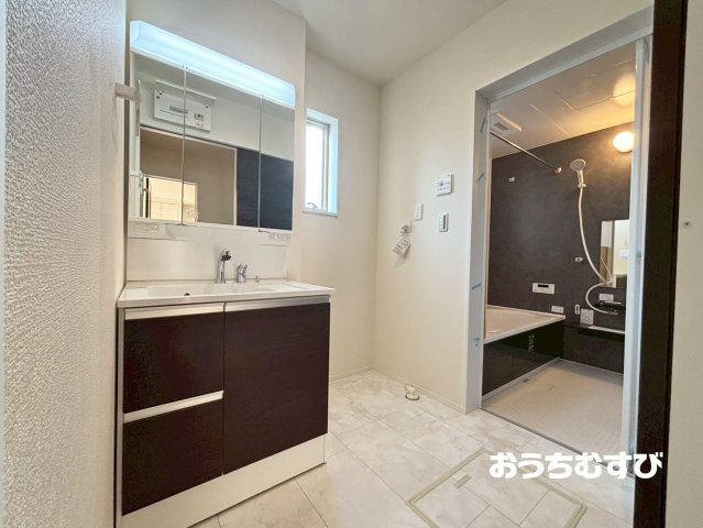 春日井市神屋町玉畑(全4棟)の独立洗面台