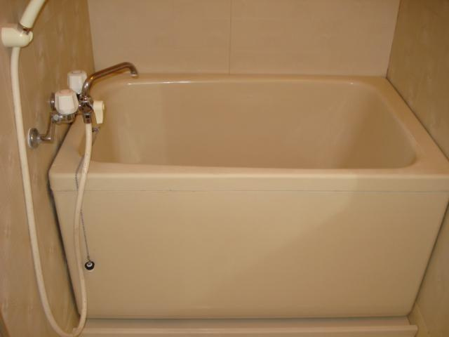 エクレール本庄西の浴室|バス