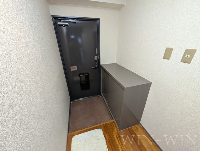 ユトリロ牧野の玄関