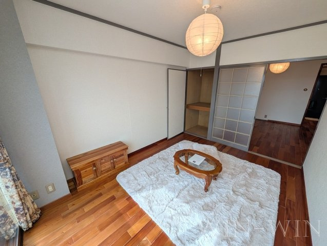 ユトリロ牧野の寝室
