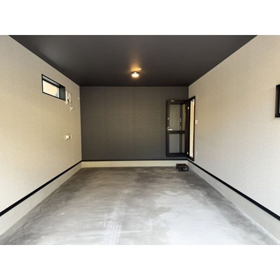 【エントランス】 | 今泉ガレージ付き戸建て