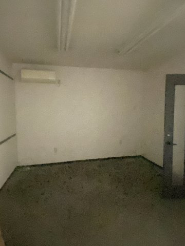 町田店舗　東から4軒目の内装