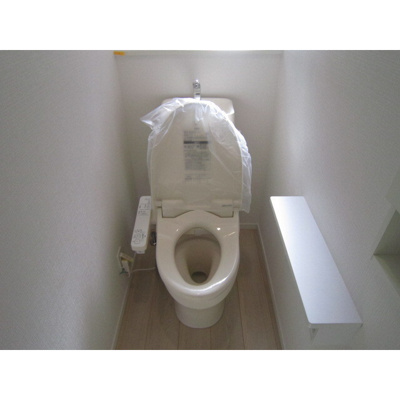 【トイレ】 | Kolet岩槻宮町 | 落ち着いた色調のトイレです