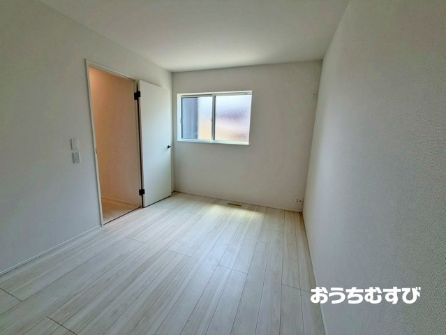 春日井市上田楽町第1期(全4棟)の洋室