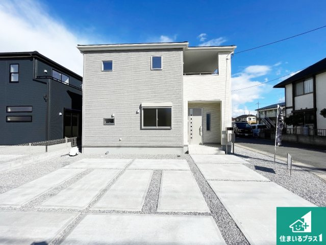 近江八幡市音羽町　新築一戸建ての外観|お客様に長く安心して住んでいだだける事にこだわった家づくり！住んでからのアフターサービスにもしっかりと取り組んでいます！