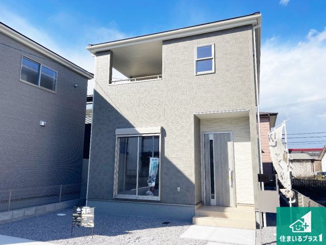 近江八幡市音羽町　新築一戸建ての外観|安心の10年保証！外観を美しく保ち、雨水で汚れを落とします！気になることがありましたら、お気軽にお問い合わせください！