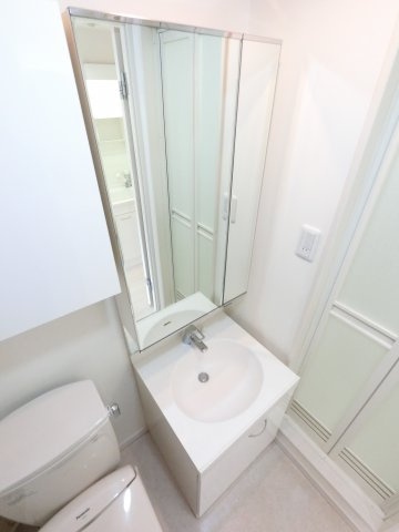 【独立洗面台】