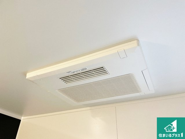 近江八幡市音羽町　新築一戸建ての冷暖房・空調設備|四季を通して快適なバスライフをお手伝いする浴室暖房乾燥機！浴室の乾燥・暖房・涼風・換気はもちろん、２４時間換気にも対応！