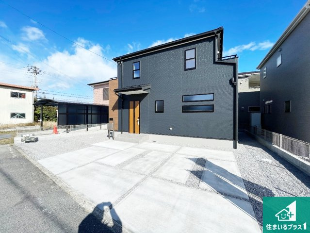 近江八幡市音羽町　新築一戸建ての駐車場|駐車スペース！散水栓があるので、こまめに愛車を洗えます！