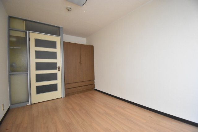 アベニュー西長居の寝室