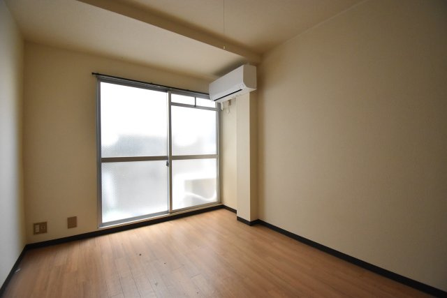 アベニュー西長居の居間・リビング