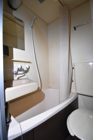 アベニュー西長居の浴室