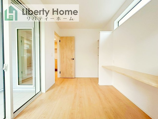 つくば市緑が丘24-1期　新築戸建の洋室