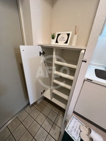 メゾン夕陽ヶ丘の収納|メゾン夕陽ヶ丘　シューズボックス