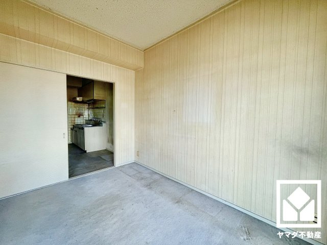 深草サニーハイツの洋室