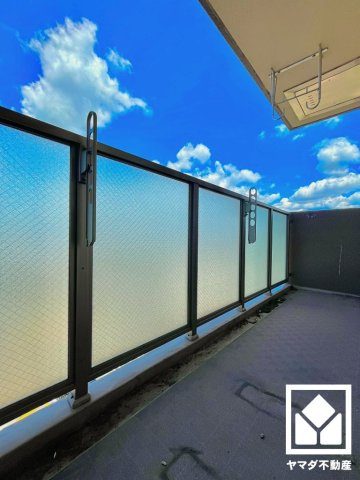 深草サニーハイツのバルコニー