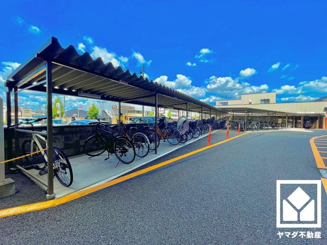 深草サニーハイツの駐輪場