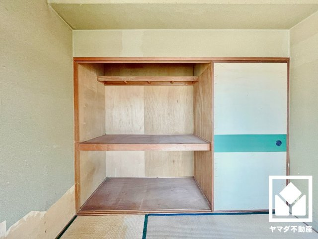 深草サニーハイツの収納