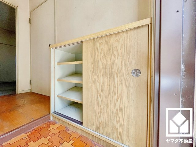 深草サニーハイツの収納