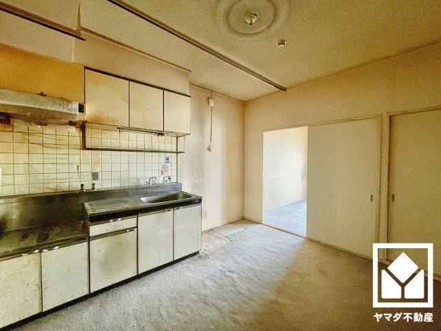 深草サニーハイツの居間・リビング