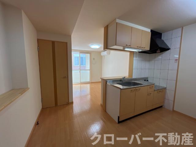 カーサ　フェリーチェのキッチン|キッチンとリビング