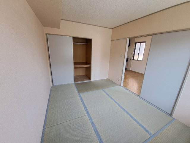 レジェンダリー四番町の和室