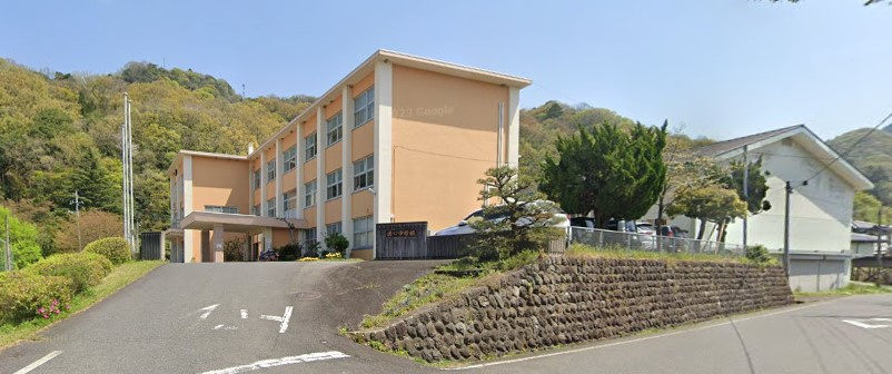 伯耆町溝口事業物件の周辺|溝口中学校まで徒歩約１２分。