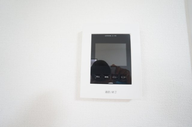 ハートフルタウン常滑市青海町　3期の設備|録画機能があり、どのような人が何時に来訪されたのかがわかります、防犯はもちろん、お届け物などの把握にも便利です。ライト付きで夜間でも安心です。