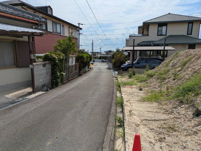 ハートフルタウン常滑市青海町　3期の前面道路含む現地写真|●○前面道路○●