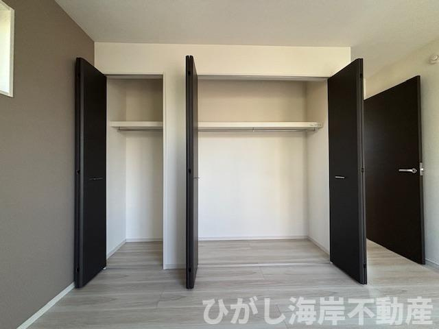 茅ヶ崎市南湖5丁目　新築戸建　全２棟の収納|各居室　収納スペース付き