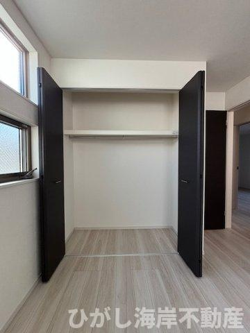 茅ヶ崎市南湖5丁目　新築戸建　全２棟の収納|各居室　収納スペース付き