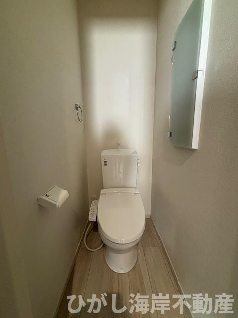 茅ヶ崎市南湖5丁目　新築戸建　全２棟のトイレ|洗浄機能付きお手洗い