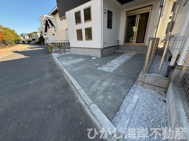 茅ヶ崎市南湖5丁目　新築戸建　全２棟の駐車場|駐車スペース