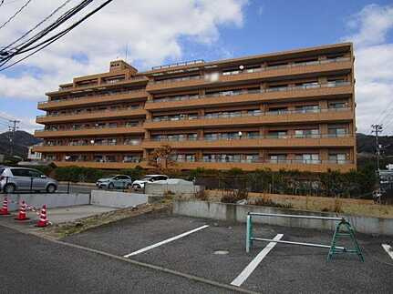 ダイアパレス温品の外観