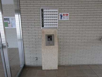 ダイアパレス温品のエントランス