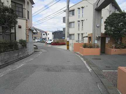 ダイアパレス温品の周辺