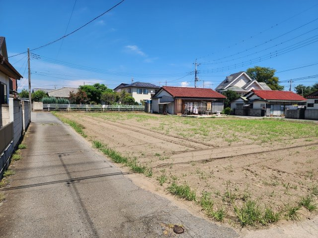高崎市上並榎町売土地 A区画の前面道路含む現地写真