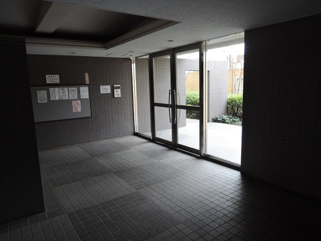 セントエルモ朝霞台のエントランス