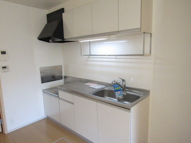 サンモールＢのキッチン|きれいなキッチンです