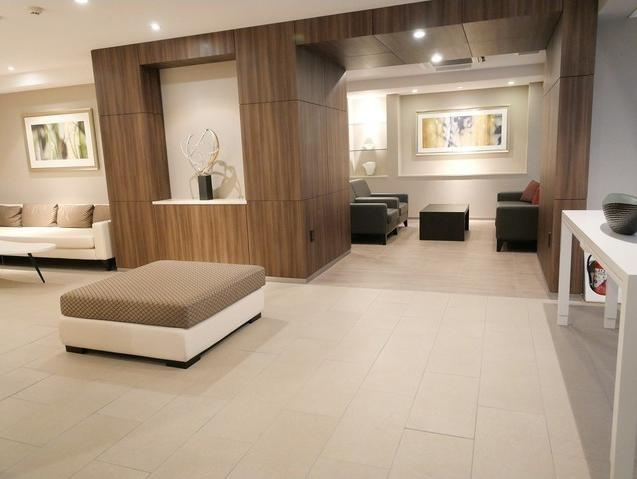 ウィルテラス滝野川のロビー