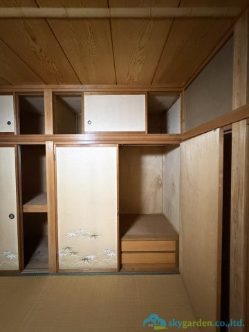 小田原市小八幡4丁目　中古戸建の収納